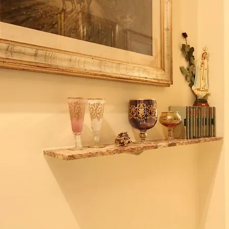 酒店 Cagliari's Cozy Private Bedroom, Sleeps 2 *
